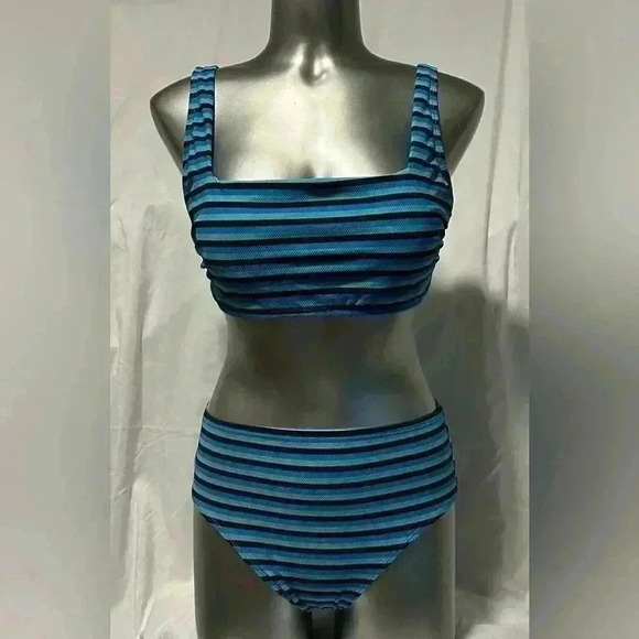 🆕2 Piece Swimsuit, removable pads &  adjustable straps. - Picture 2 of 15